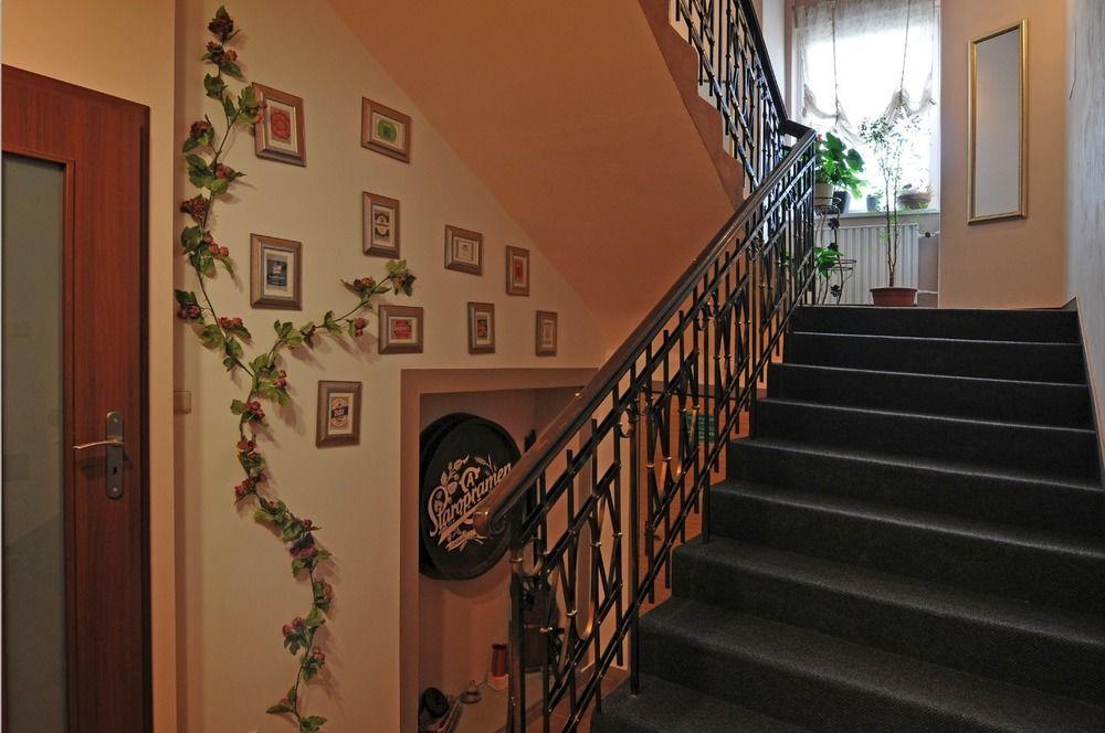 פראג Hotel Wilhelm מראה חיצוני תמונה